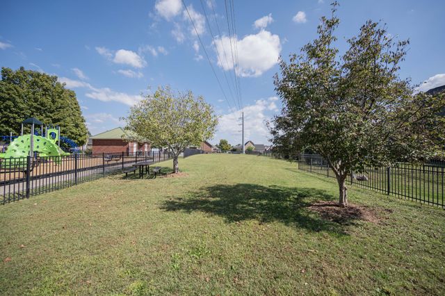 3606 Geneva Dr, Murfreesboro, TN 37128