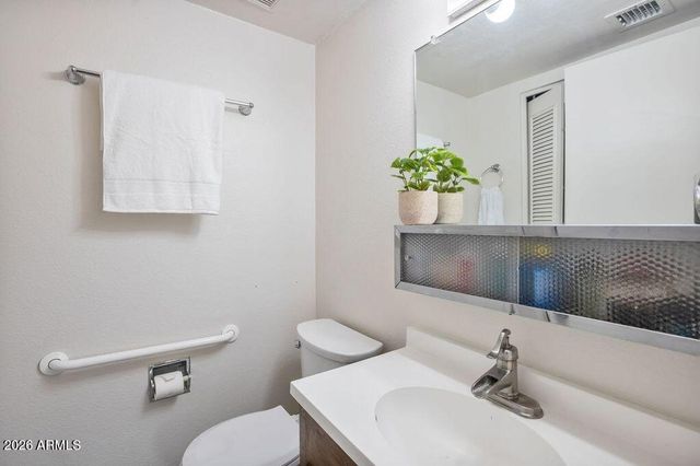 4442 W SOLANO Drive S, Glendale, AZ 85301