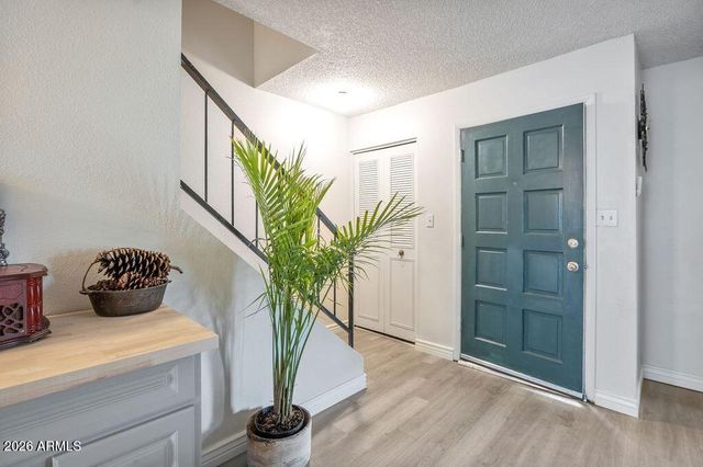 4442 W SOLANO Drive S, Glendale, AZ 85301