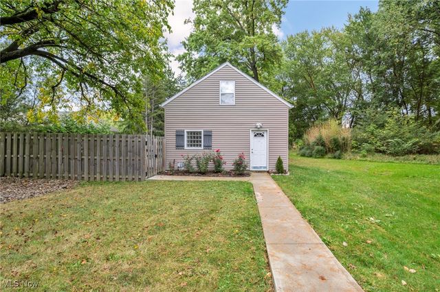 9083 Shepard Road, Macedonia, OH 44056