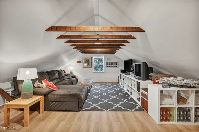 9083 Shepard Road, Macedonia, OH 44056