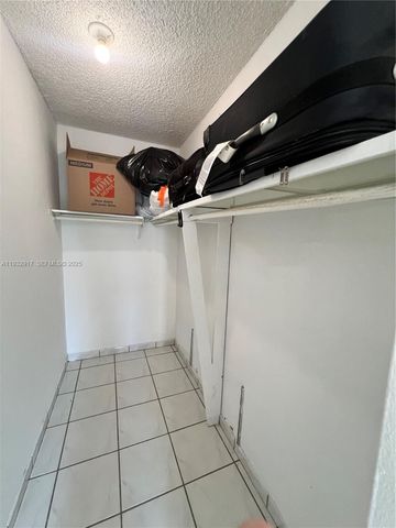 4717 NW 7th St 601-10, Miami, FL 33126