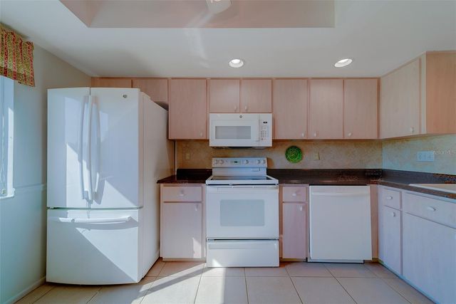 3430 STONEHAVEN COURT E D, Palm Harbor, FL 34684