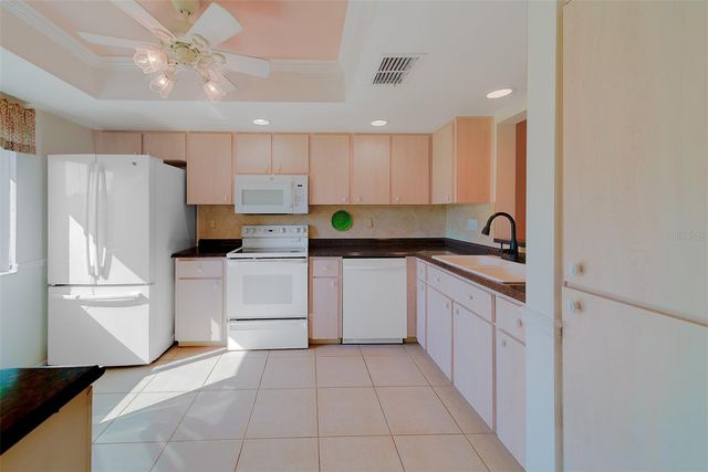 3430 STONEHAVEN COURT E D, Palm Harbor, FL 34684