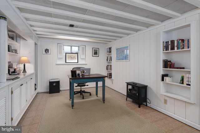 17 PARK AVE, Pennington, NJ 08534