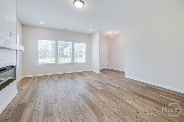 3823 Castleoak Drive, Richmond Hill, GA 31324