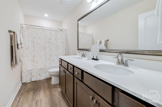 3823 Castleoak Drive, Richmond Hill, GA 31324