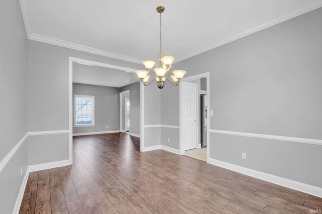 4500 Clint Circle, Newburgh, IN 47630