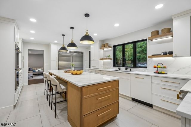 31 Stone Dr, West Orange Twp., NJ 07052