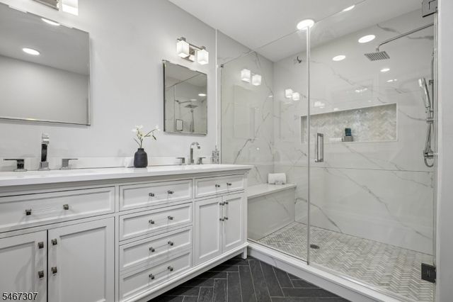 31 Stone Dr, West Orange Twp., NJ 07052