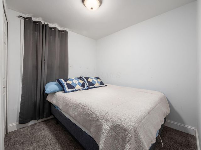 24 Main Street, Bloomingburg, OH 43106