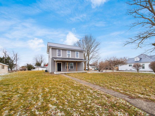 24 Main Street, Bloomingburg, OH 43106