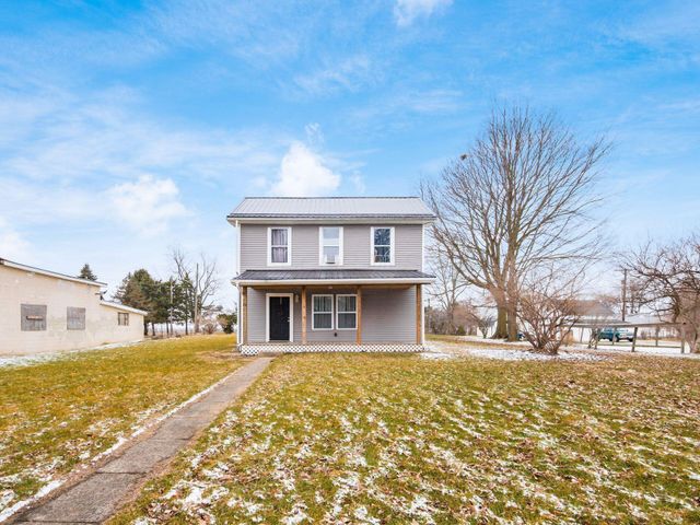 24 Main Street, Bloomingburg, OH 43106