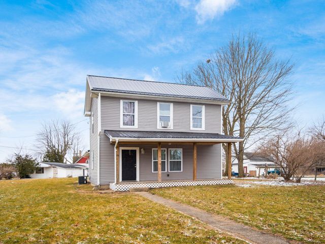 24 Main Street, Bloomingburg, OH 43106