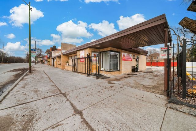 9021 S Western Avenue, Chicago, IL 60620