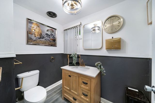 9021 S Western Avenue, Chicago, IL 60620