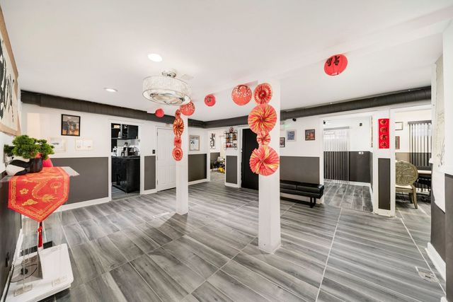 9021 S Western Avenue, Chicago, IL 60620