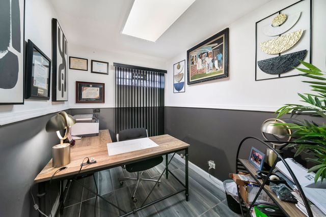 9021 S Western Avenue, Chicago, IL 60620