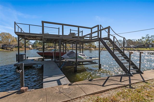 104 Sunset Cove, Trinidad, TX 75163