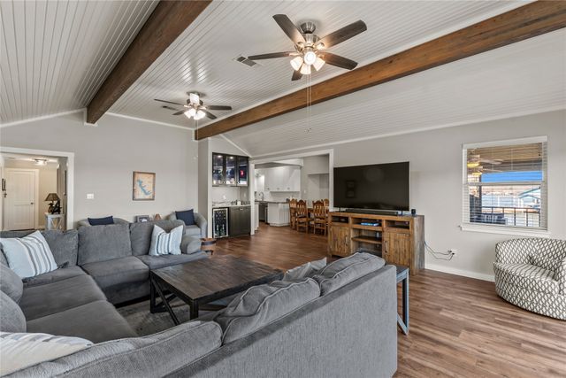 104 Sunset Cove, Trinidad, TX 75163