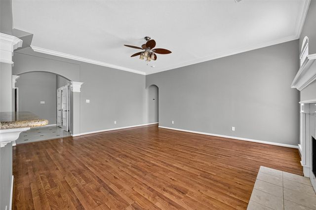 4521 Park Bend Drive, Baytown, TX 77521