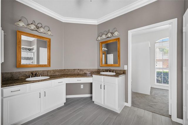 4521 Park Bend Drive, Baytown, TX 77521