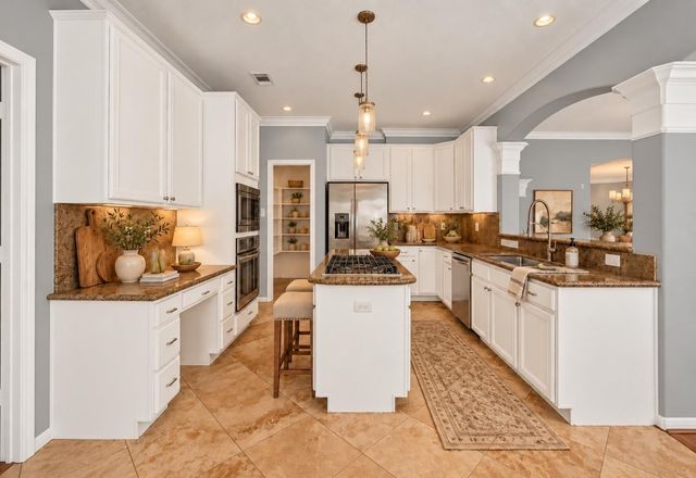 4521 Park Bend Drive, Baytown, TX 77521