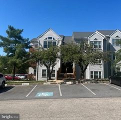 10-D FALLEN TREE CT #204, Halethorpe, MD 21227