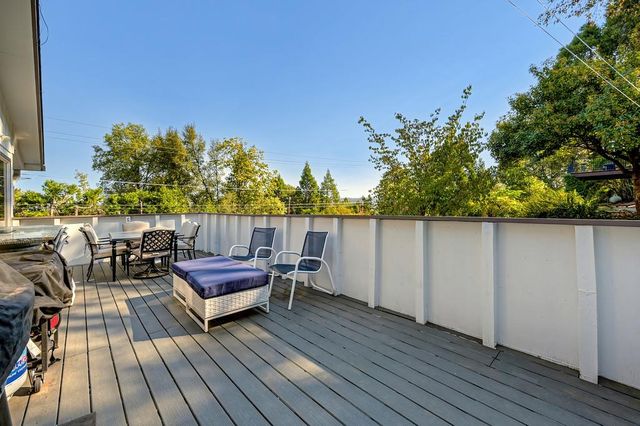 564 Cribbs Rd, Placerville, CA 95667