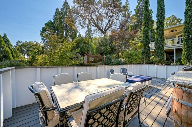 564 Cribbs Rd, Placerville, CA 95667
