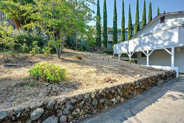 564 Cribbs Rd, Placerville, CA 95667