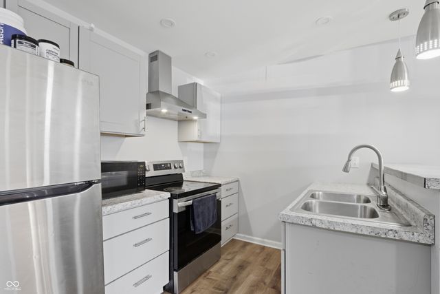 2220 N Kenyon Street, Indianapolis, IN 46219