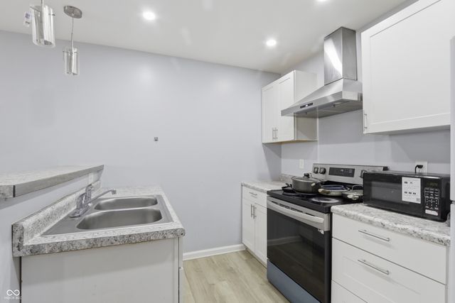 2220 N Kenyon Street, Indianapolis, IN 46219