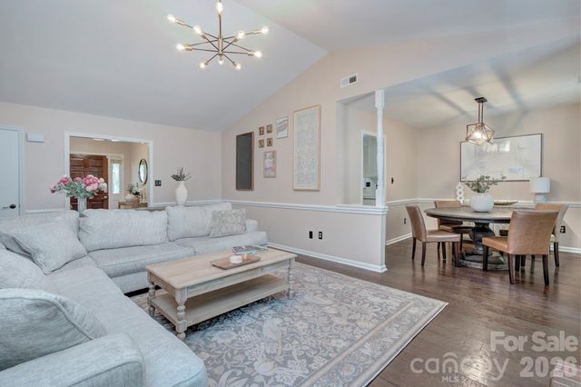 401 Sandymead Road, Matthews, NC 28105