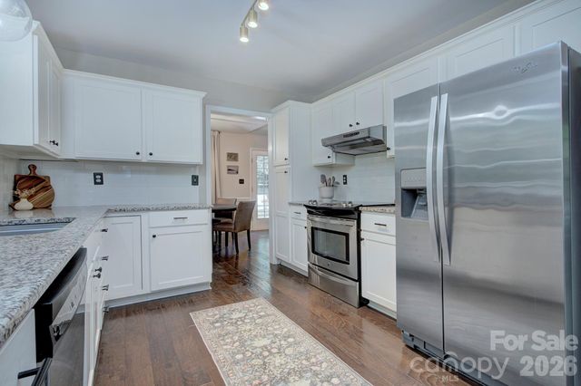 401 Sandymead Road, Matthews, NC 28105