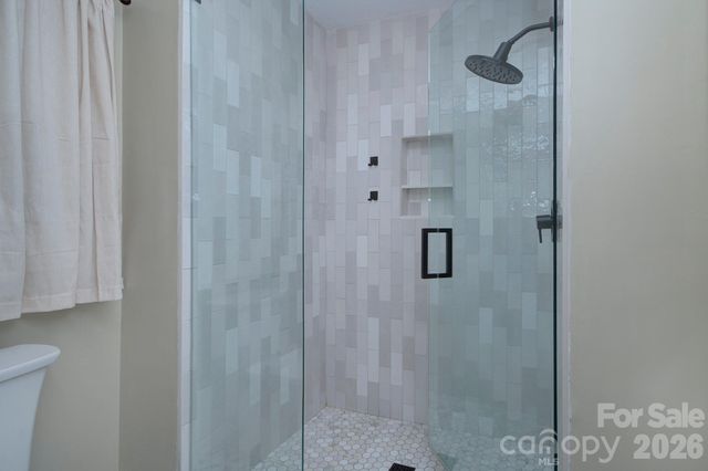 401 Sandymead Road, Matthews, NC 28105