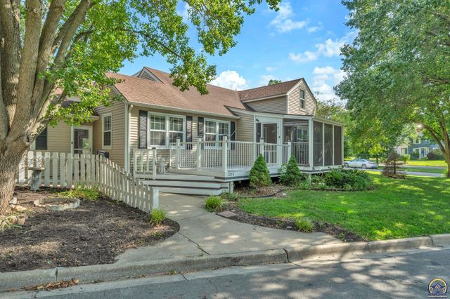 1278 SW Collins AVE, Topeka, KS 66604