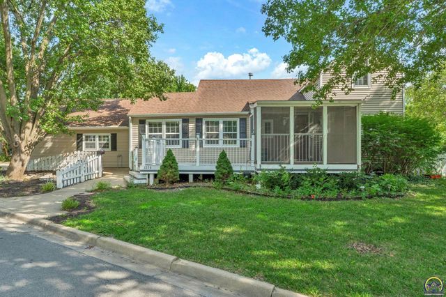 1278 SW Collins AVE, Topeka, KS 66604