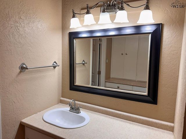 4715 CORONADO AVENUE, Wichita Falls, TX 76310