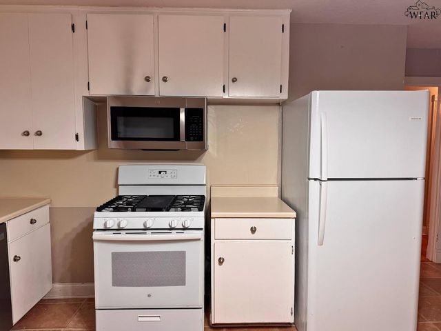 4715 CORONADO AVENUE, Wichita Falls, TX 76310