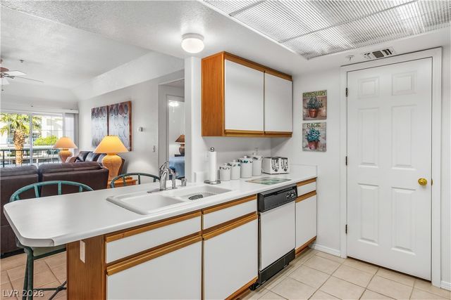 3550 Bay Sands Drive 2089, Laughlin, NV 89029