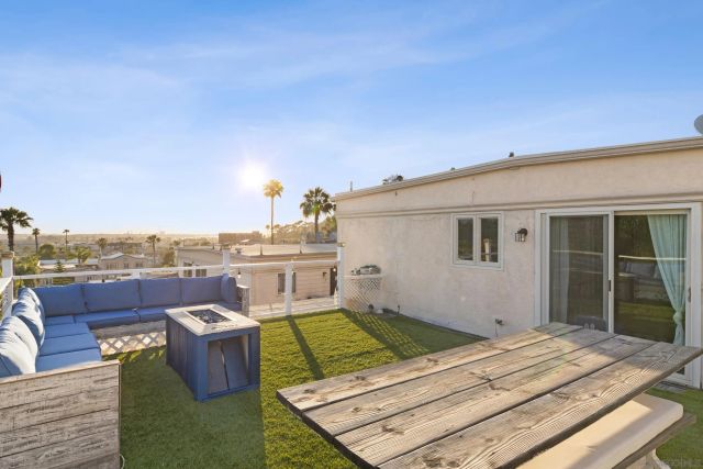 5810 Riley Street APT 8, San Diego, CA 92110