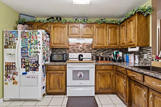 1150 Hollis Creek Rd, Woodbury, TN 37190