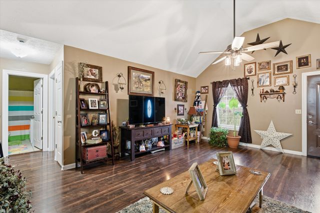 1150 Hollis Creek Rd, Woodbury, TN 37190