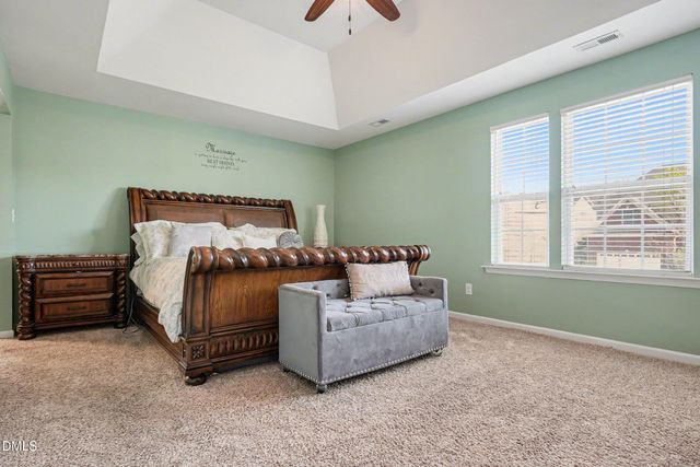 320 Knollcrest Lane, Knightdale, NC 27545