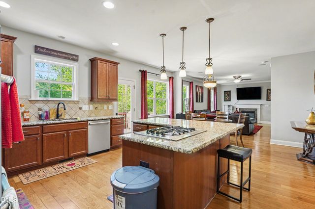 320 Knollcrest Lane, Knightdale, NC 27545