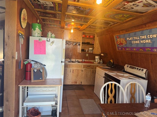6140 Weesie, Kingston, OK 73439