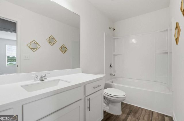 186 Pond Court, Hoschton, GA 30548