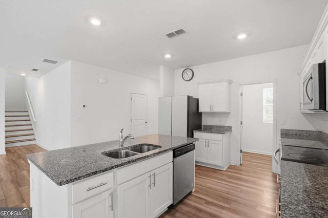 186 Pond Court, Hoschton, GA 30548