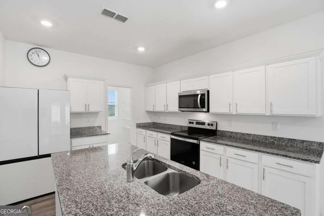 186 Pond Court, Hoschton, GA 30548